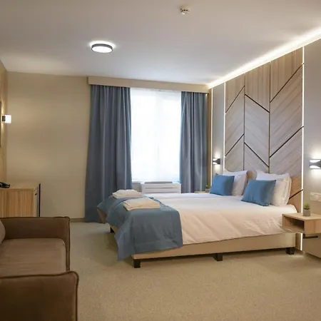Forum Hotel 2*
